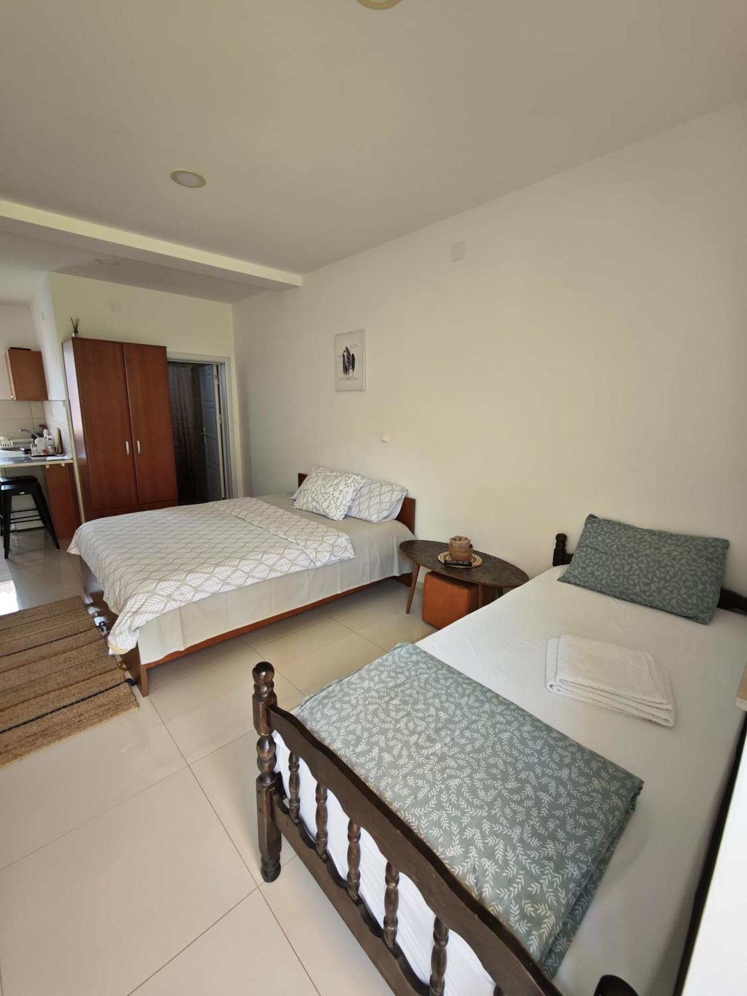 Apartments Three Ohrid Szoba fotó